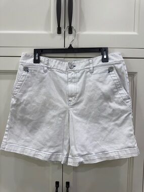 Lauren Jeans Co. Ralph Lauren White Denim Shorts with Blue Stitching  Women’s 12